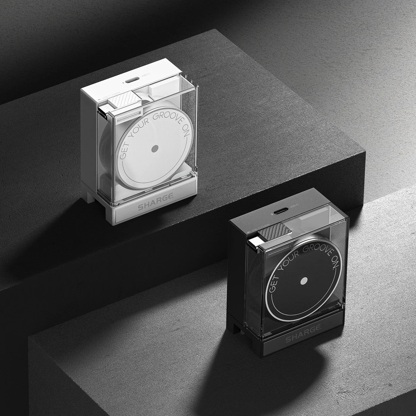 Şeffaf tasarımlı 65W kompakt GaN adaptör modeli