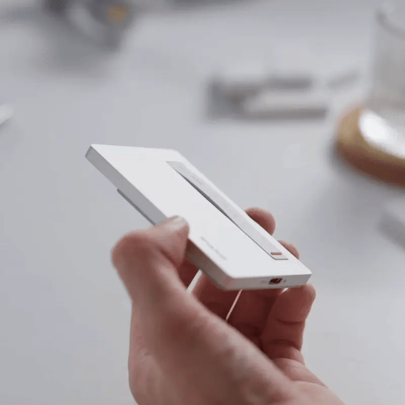 Disk Plus: Ultra İnce NVMe SSD Kutusu ve Çok Fonksiyonlu Hub